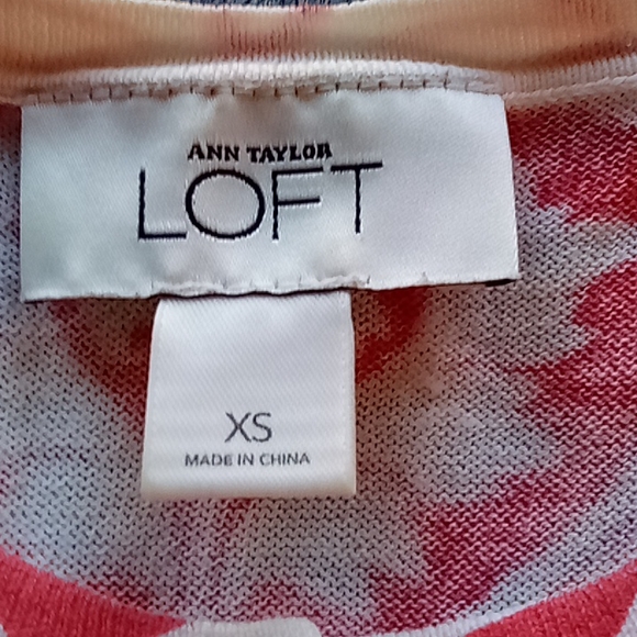 Ann Taylor LOFT sweater cardigan size XS - Picture 3 of 8